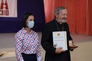 Le 16 septembre au Collège Technique d’État N4 de Gumri du Ministère de l’Éducation, de la Science, de la Culture et du Sport de la RA a eu lieu la cérémonie d’inauguration officielle de la cuisine et de la salle de divertissement pour jeunes